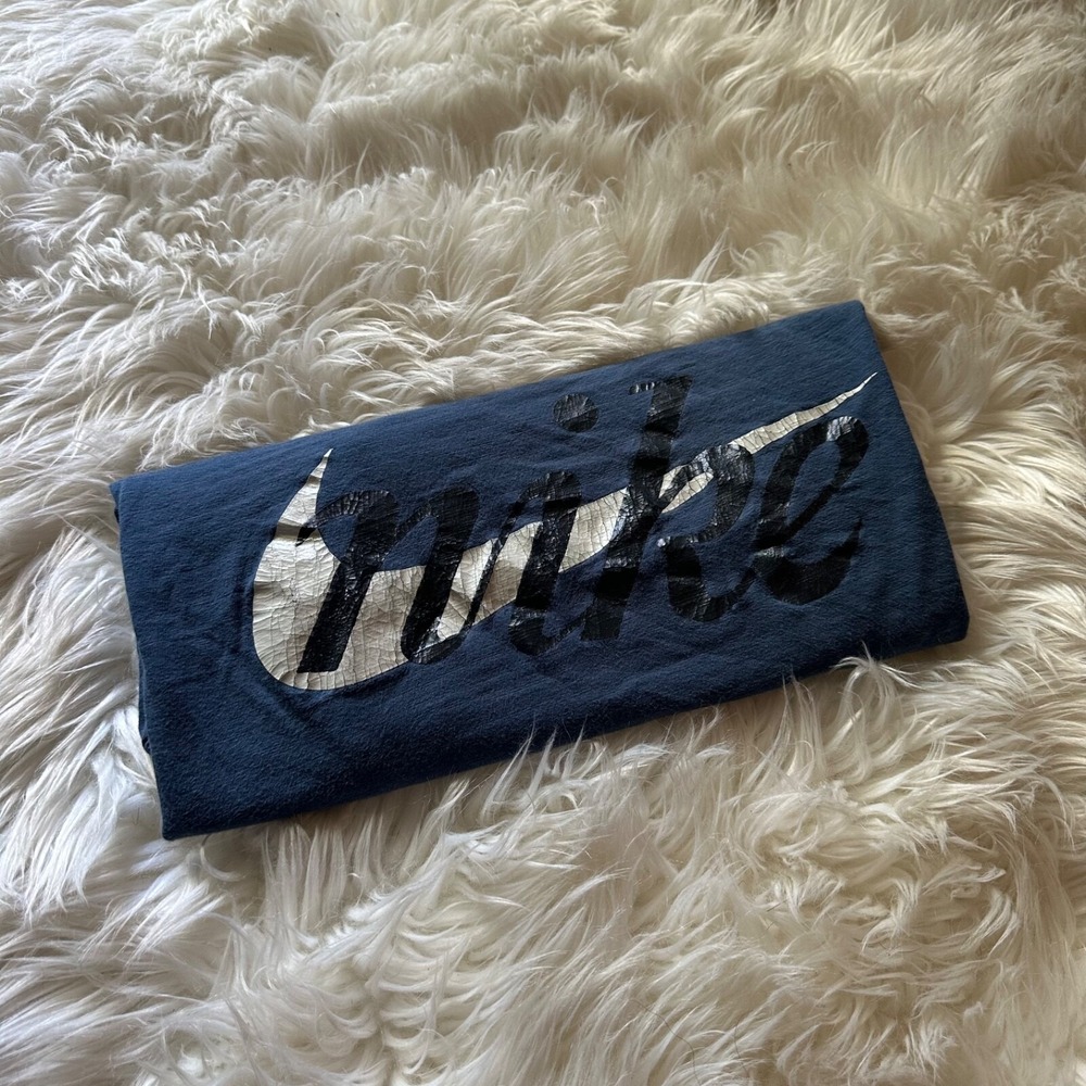 Nike Sportswear Graphic T-Shirt Navy Blue Script Logo Crewneck Mens Size M